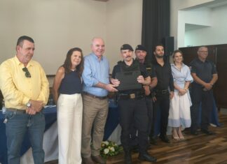Prefeitura entrega veículos e equipamentos à GCM
